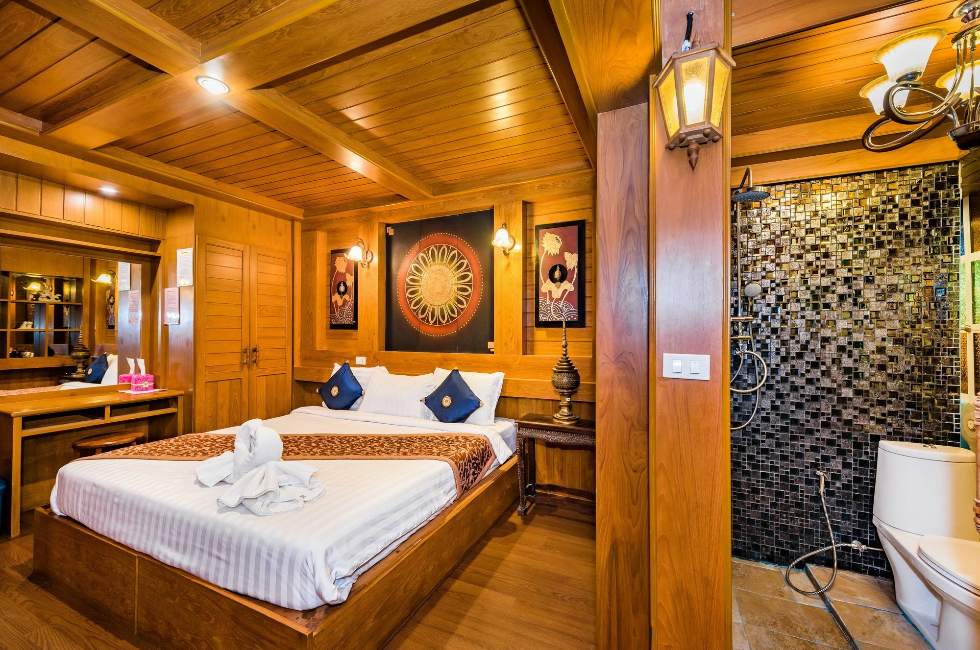 Baan Ratchapruek Villa Phuket Exterior photo